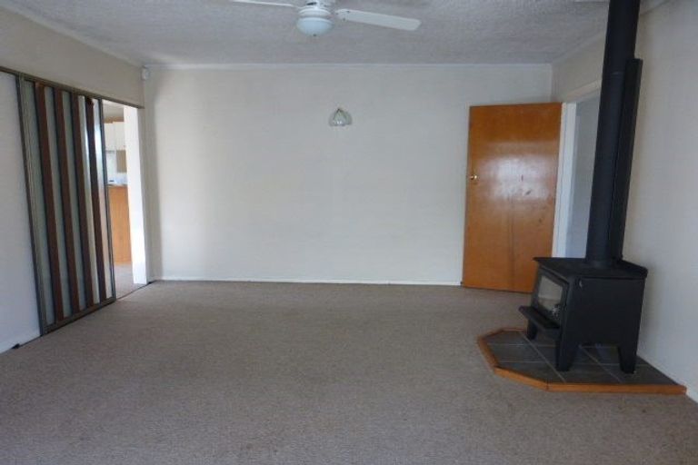 Photo of property in 5 Fairmile Place, Russley, Christchurch, 8042