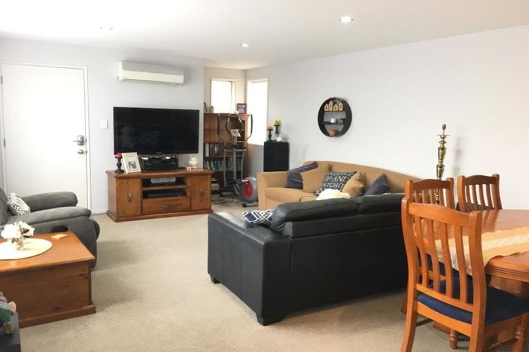 Photo of property in 3/45 Withells Road, Avonhead, Christchurch, 8042