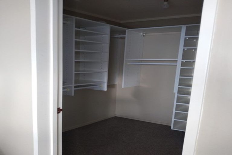 Photo of property in 1/13 Garadice Road, Rothesay Bay, Auckland, 0630