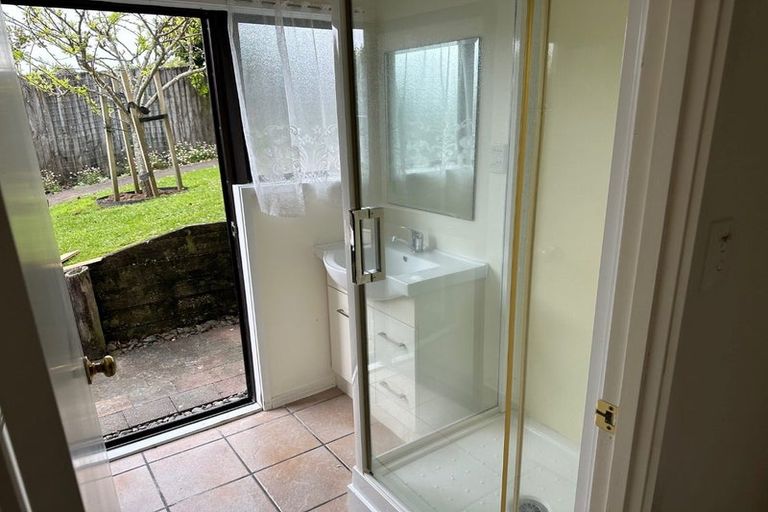 Photo of property in 1/591a East Coast Road, Browns Bay, Auckland, 0632