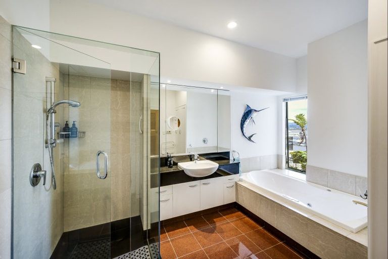 Photo of property in 8 George Street, Hospital Hill, Napier, 4110