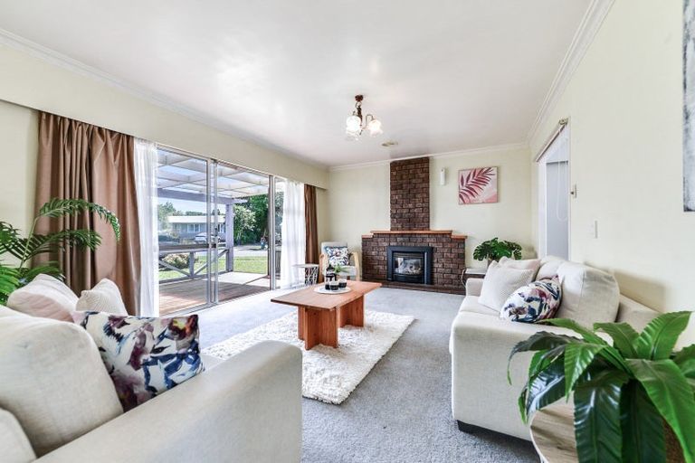 Photo of property in 23 Rhonda Avenue, Deanwell, Hamilton, 3206