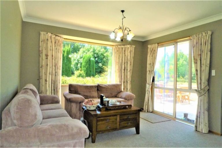 Photo of property in 10 Faith Place, West Melton, Christchurch, 7675