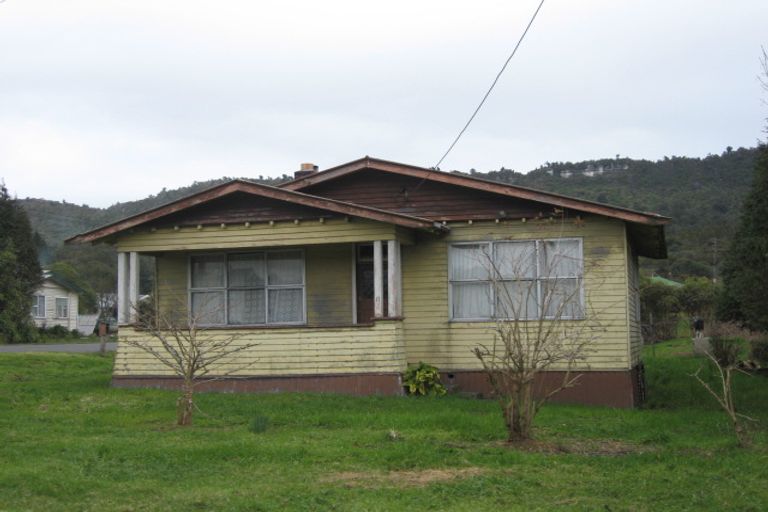 Photo of property in 11 Ranfurly Street, Runanga, 7803
