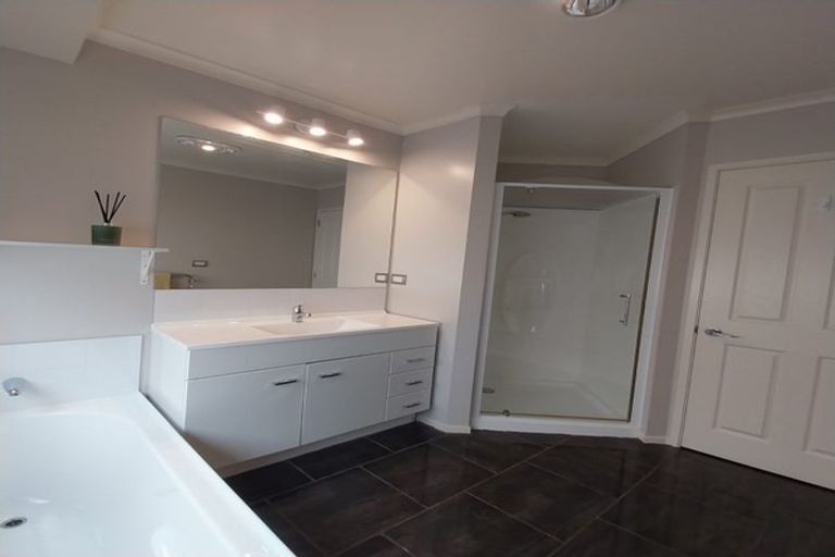 Photo of property in 72 Crampton Road, Reefton, 7830