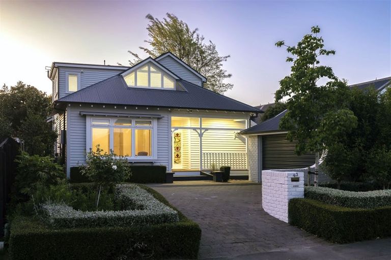 Photo of property in 43 Jacksons Road, Lyttelton, 8082