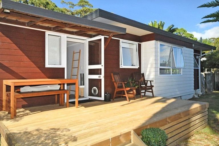 Photo of property in 33g Springs Road, Parakai, 0830