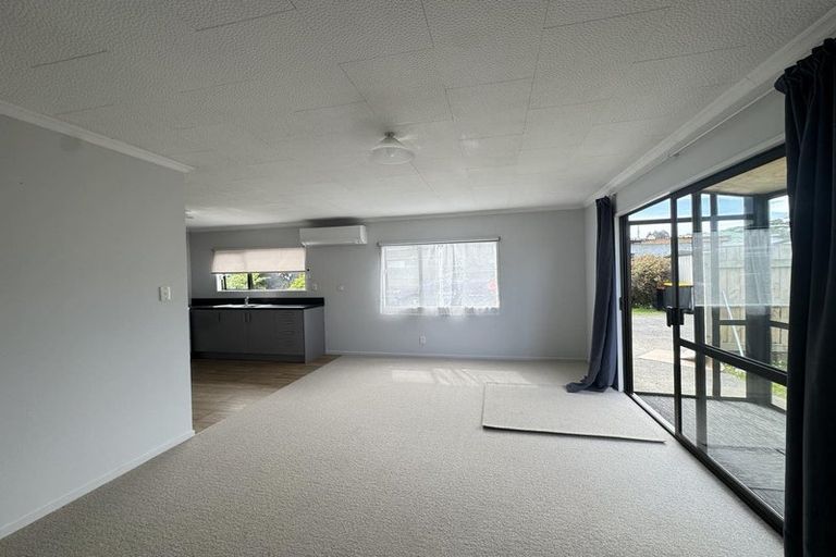 Photo of property in 13c Burns Street, South Dunedin, Dunedin, 9012