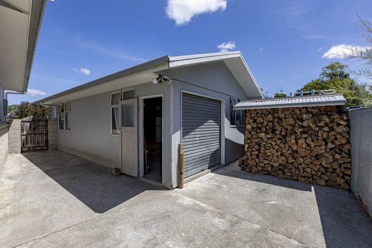 Photo of property in 102 Tavistock Road, Waipukurau, 4200