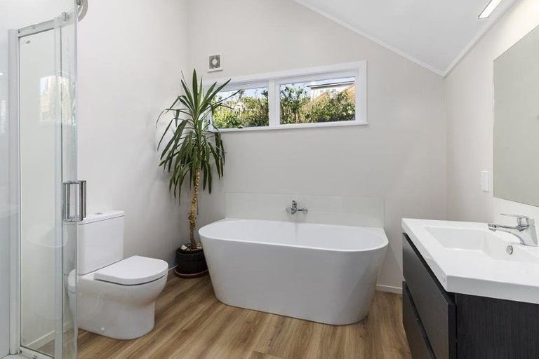 Photo of property in 53 Jubilee Road, Khandallah, Wellington, 6035