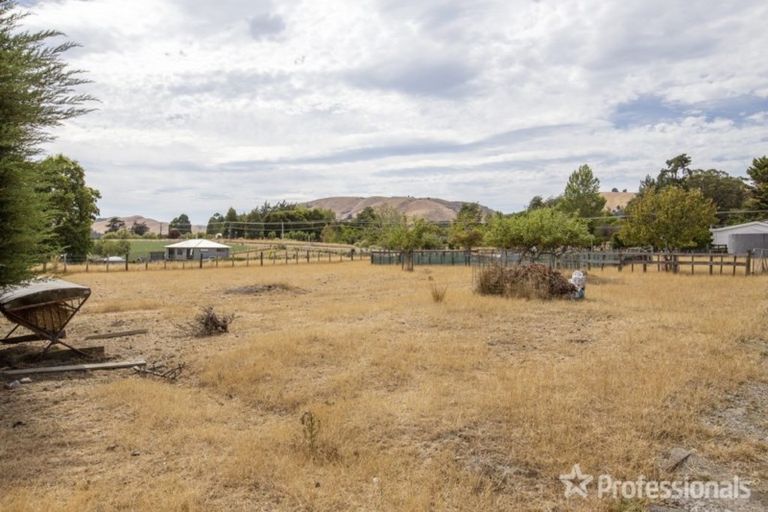 Photo of property in 1440 Martinborough Masterton Road, Gladstone, Masterton, 5884