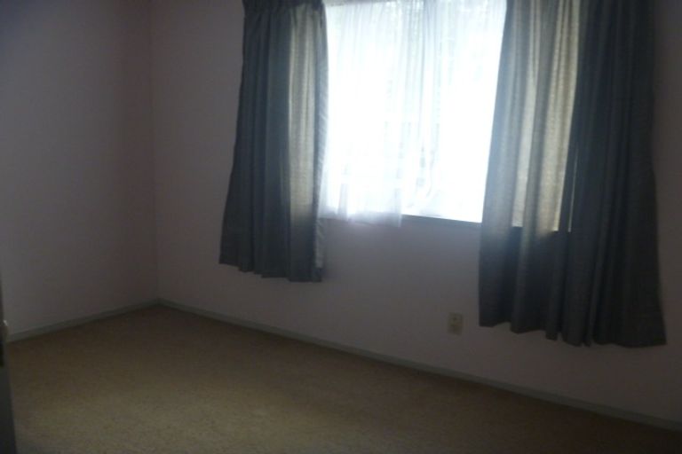 Photo of property in 1/16a Trentham Road, Papakura, 2110