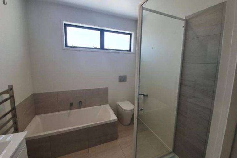 Photo of property in 2 Western Rise, Hurworth, New Plymouth, 4310