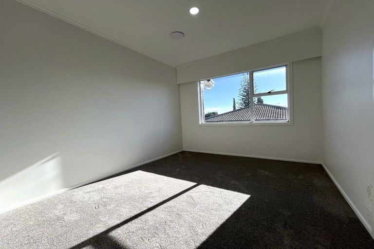 Photo of property in 106 Ti Rakau Drive, Pakuranga, Auckland, 2010