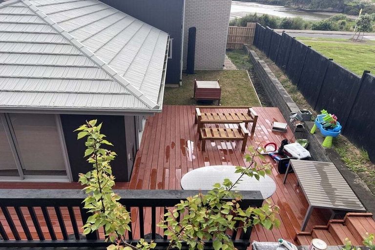 Photo of property in 16 Evergreen Parade, Rosehill, Papakura, 2113