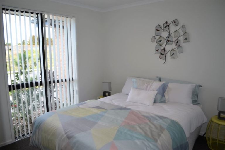 Photo of property in 2 Flaxmill Way, Papamoa, 3118