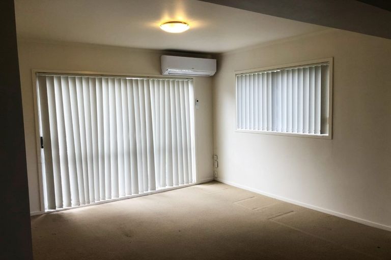 Photo of property in 17 Olena Avenue, Sunnyhills, Auckland, 2010
