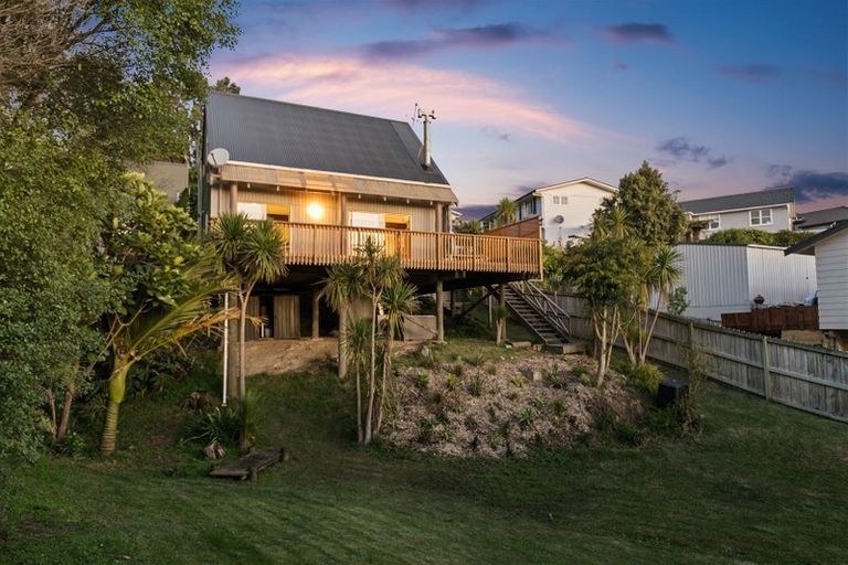 Photo of property in 1/7 Springfield Street, Forrest Hill, Auckland, 0620