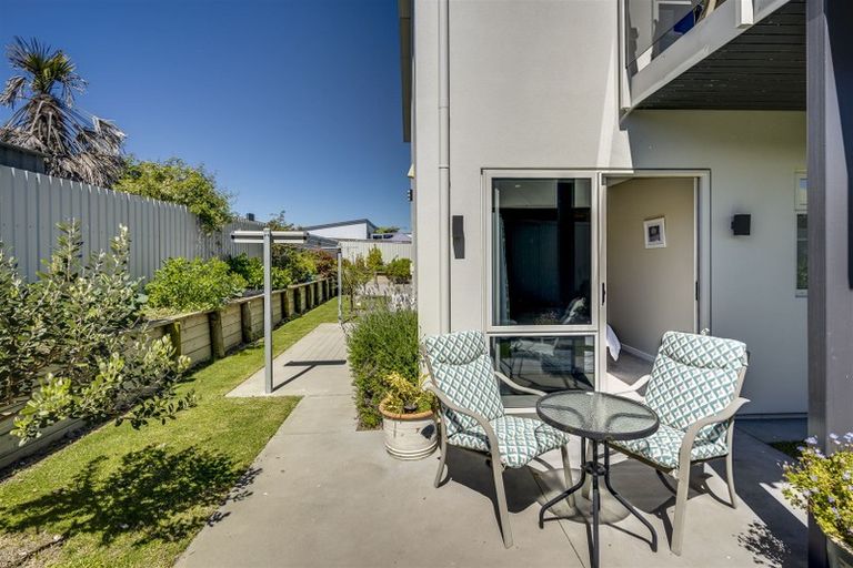 Photo of property in 216d Te Awa Avenue, Awatoto, Napier, 4110