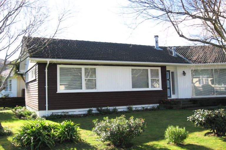 Photo of property in 1 Halifax Street, Wainuiomata, Lower Hutt, 5014