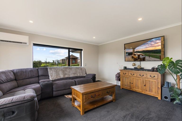 Photo of property in 268 Halcombe Road, Feilding, 4775