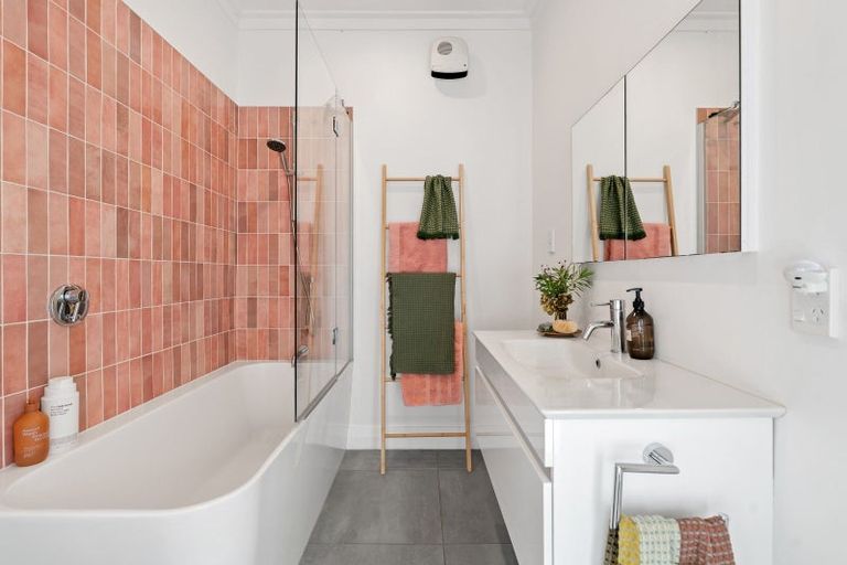 Photo of property in 2 Karamu Street, Ngaio, Wellington, 6035