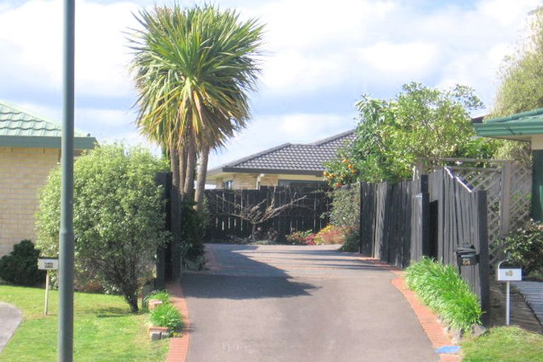 Photo of property in 64 Stableford Drive, Pyes Pa, Tauranga, 3112