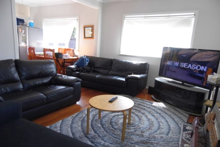 Photo of property in 1/4 Hayward Road, Papatoetoe, Auckland, 2025