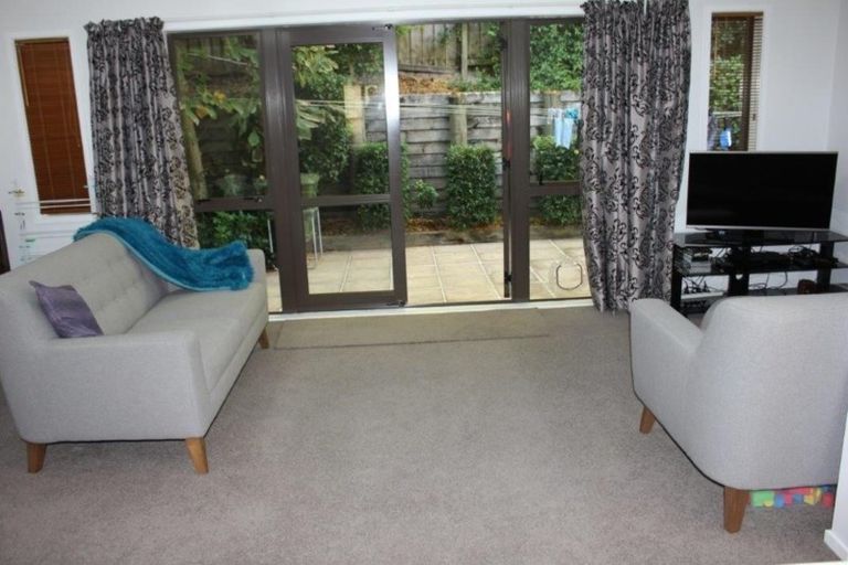 Photo of property in The Grange, 13/92 Bush Road, Albany, Auckland, 0632