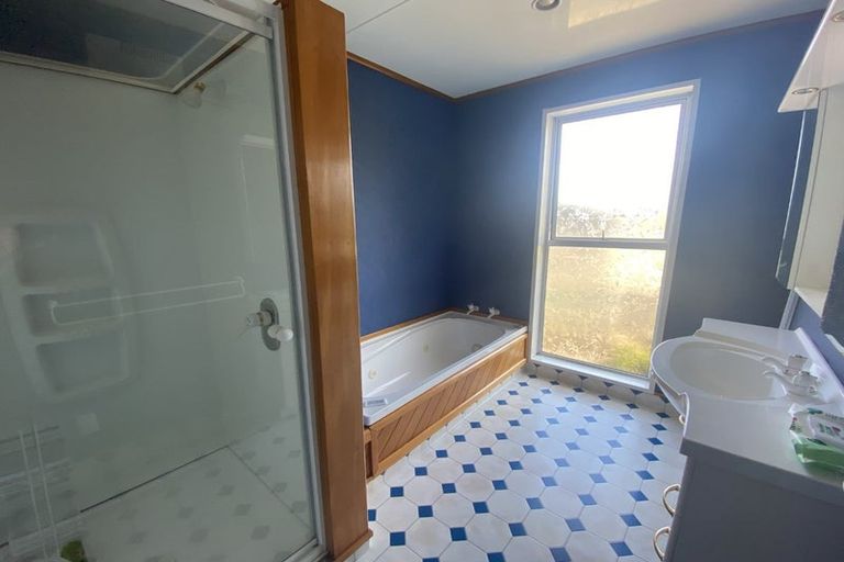 Photo of property in 11 Strode Street, Halfway Bush, Dunedin, 9010