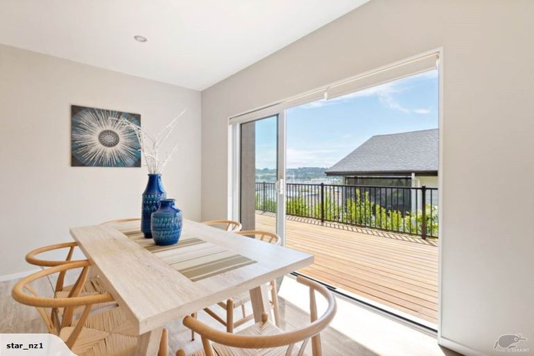 Photo of property in 18 Discovery Drive, Gulf Harbour, Whangaparaoa, 0930