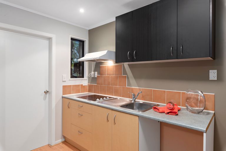 Photo of property in 29 Glencoe Road, Browns Bay, Auckland, 0630