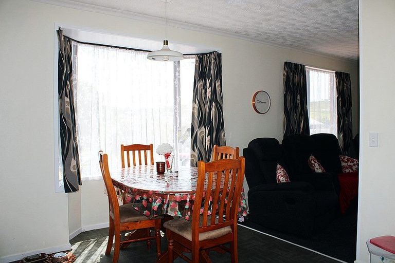Photo of property in 15 Suffolk Place, Balclutha, 9230