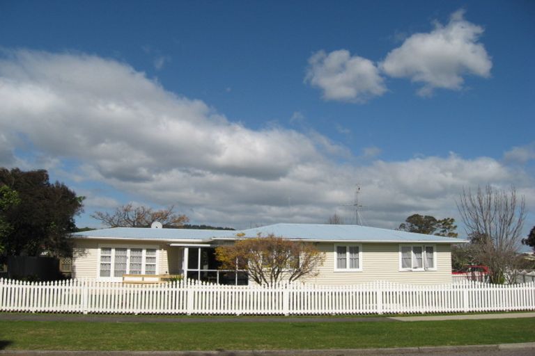 Photo of property in 43 Barry Avenue, Whakatane, 3120