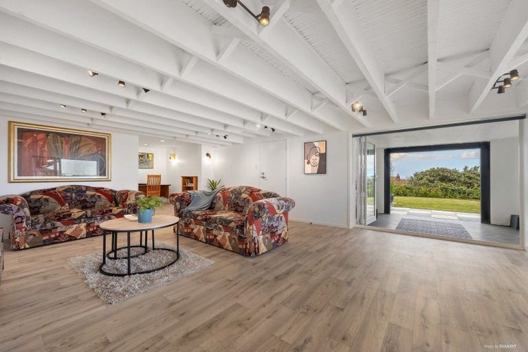Photo of property in 12 Routly Avenue, Pukekohe, 2120