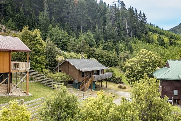 Photo of property in 22 Acheron Heights, Hanmer Springs, 7334