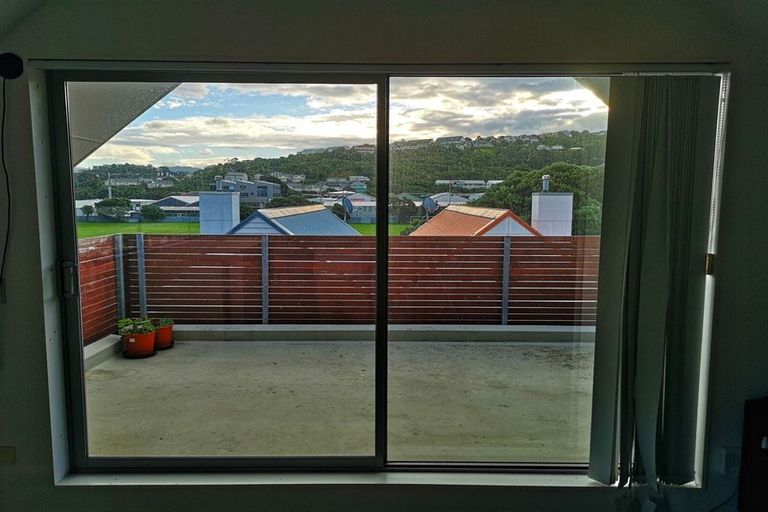 Photo of property in 2/63 Darlington Road, Miramar, Wellington, 6022