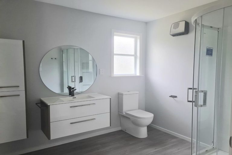 Photo of property in 11 Richard Grove, Stokes Valley, Lower Hutt, 5019