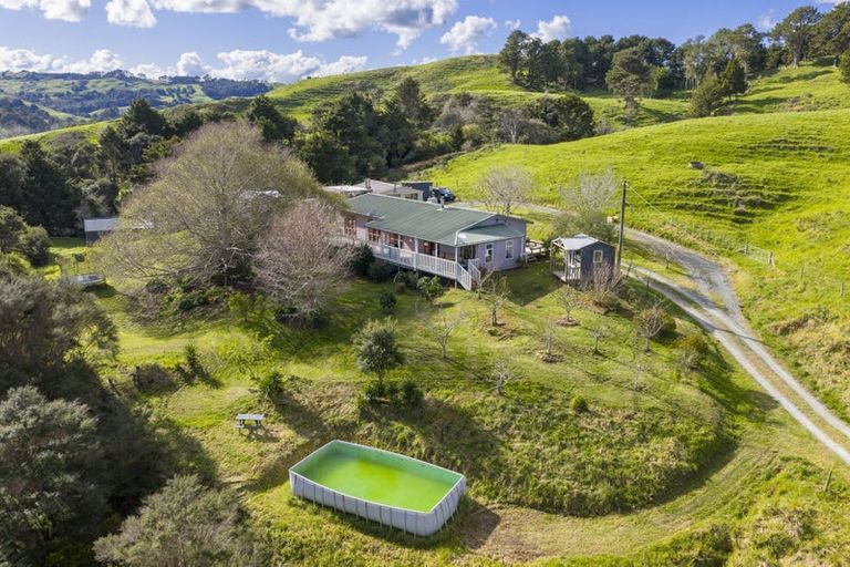 Photo of property in 1782 State Highway 12, Paparoa, 0571