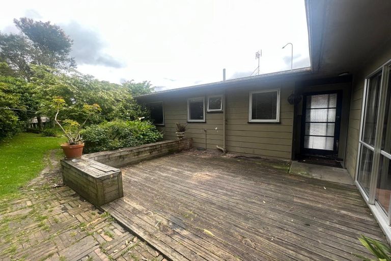 Photo of property in 7 Osmond Court, Sunnyvale, Auckland, 0612