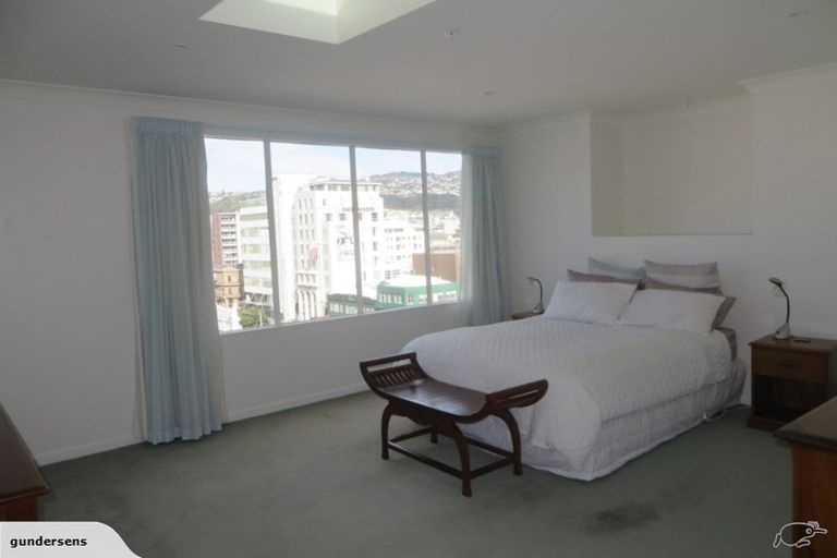 Photo of property in 9/5b Kent Terrace, Mount Victoria, Wellington, 6011