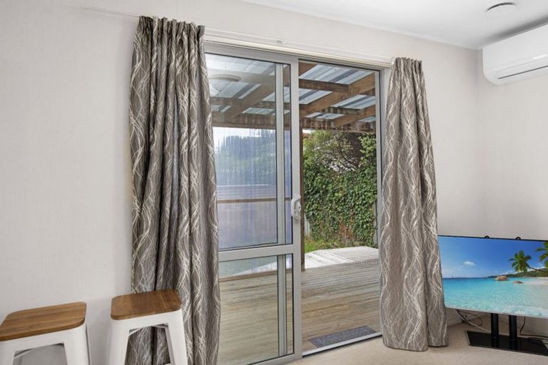 Photo of property in 3 Rongomau Lane, Raumati South, Paraparaumu, 5032