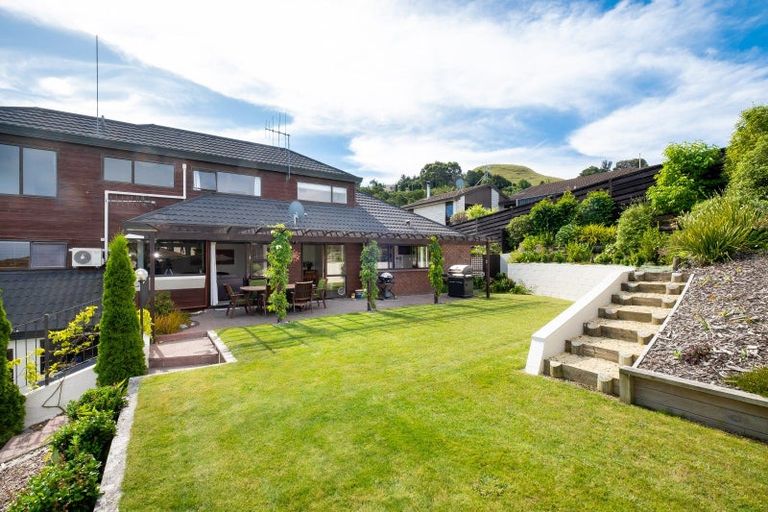 Photo of property in 9 Cumberland Rise, Taradale, Napier, 4112