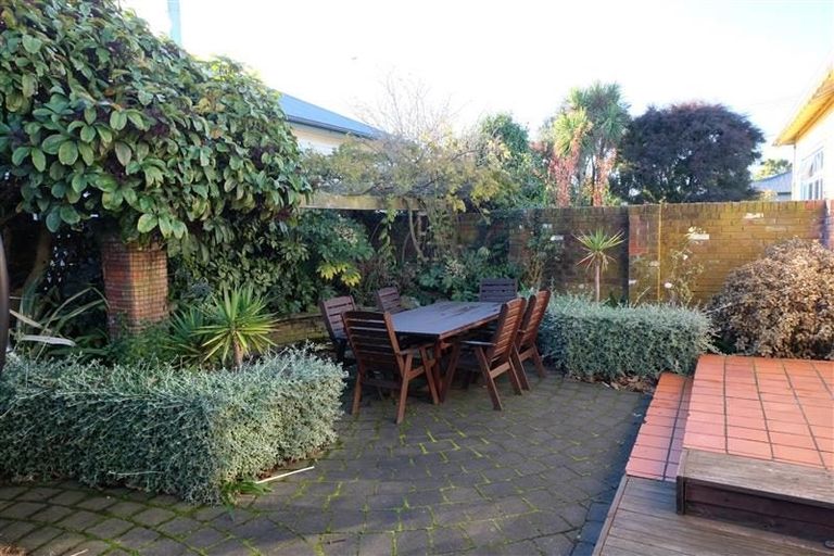 Photo of property in 3 Cleveland Street, Edgeware, Christchurch, 8013