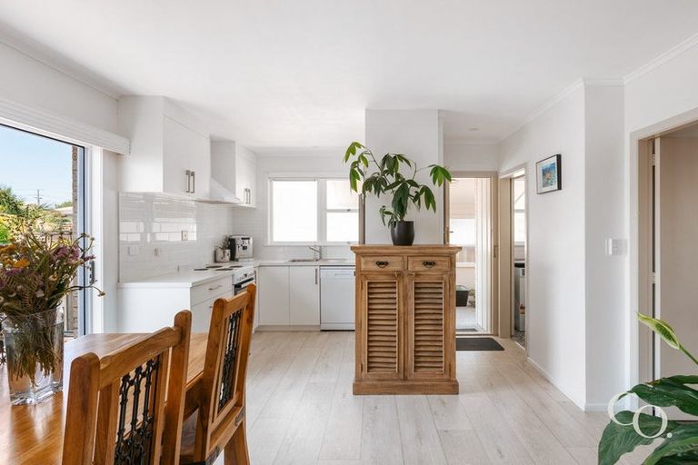 Photo of property in 12 Ngahere Street, Otumoetai, Tauranga, 3110