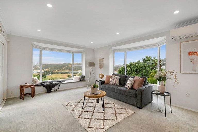 Photo of property in 9 Walker Avenue, Paremata, Porirua, 5026