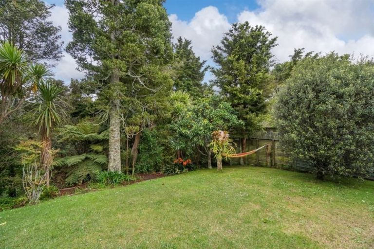 Photo of property in 26 Le Roy Terrace, Birkenhead, Auckland, 0626