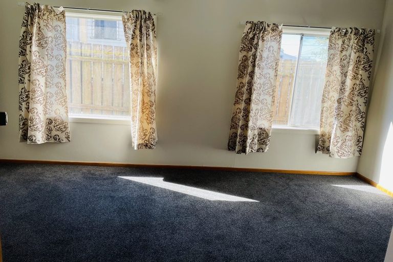 Photo of property in 51 Strid Road, Te Atatu South, Auckland, 0610