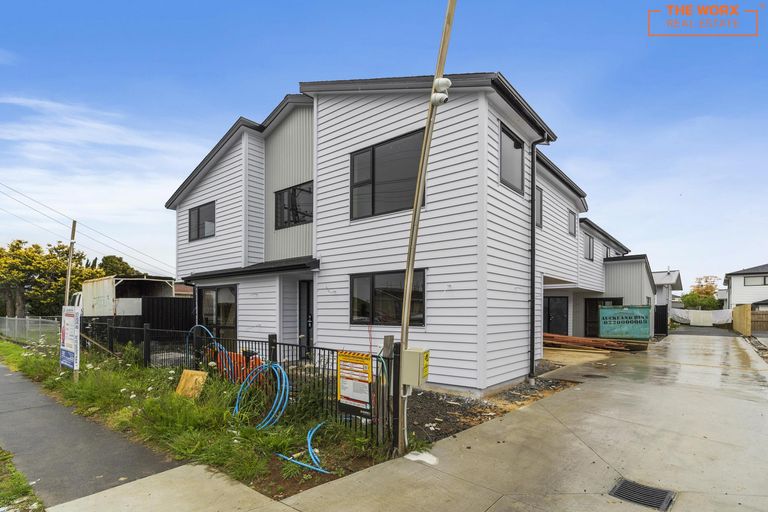 Photo of property in 12 Mervan Street, Mangere East, Auckland, 2024