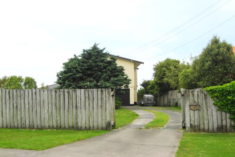 Photo of property in 54 Shakespear Road, Army Bay, Whangaparaoa, 0930